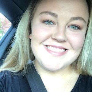 Meet your Posher, Abigail